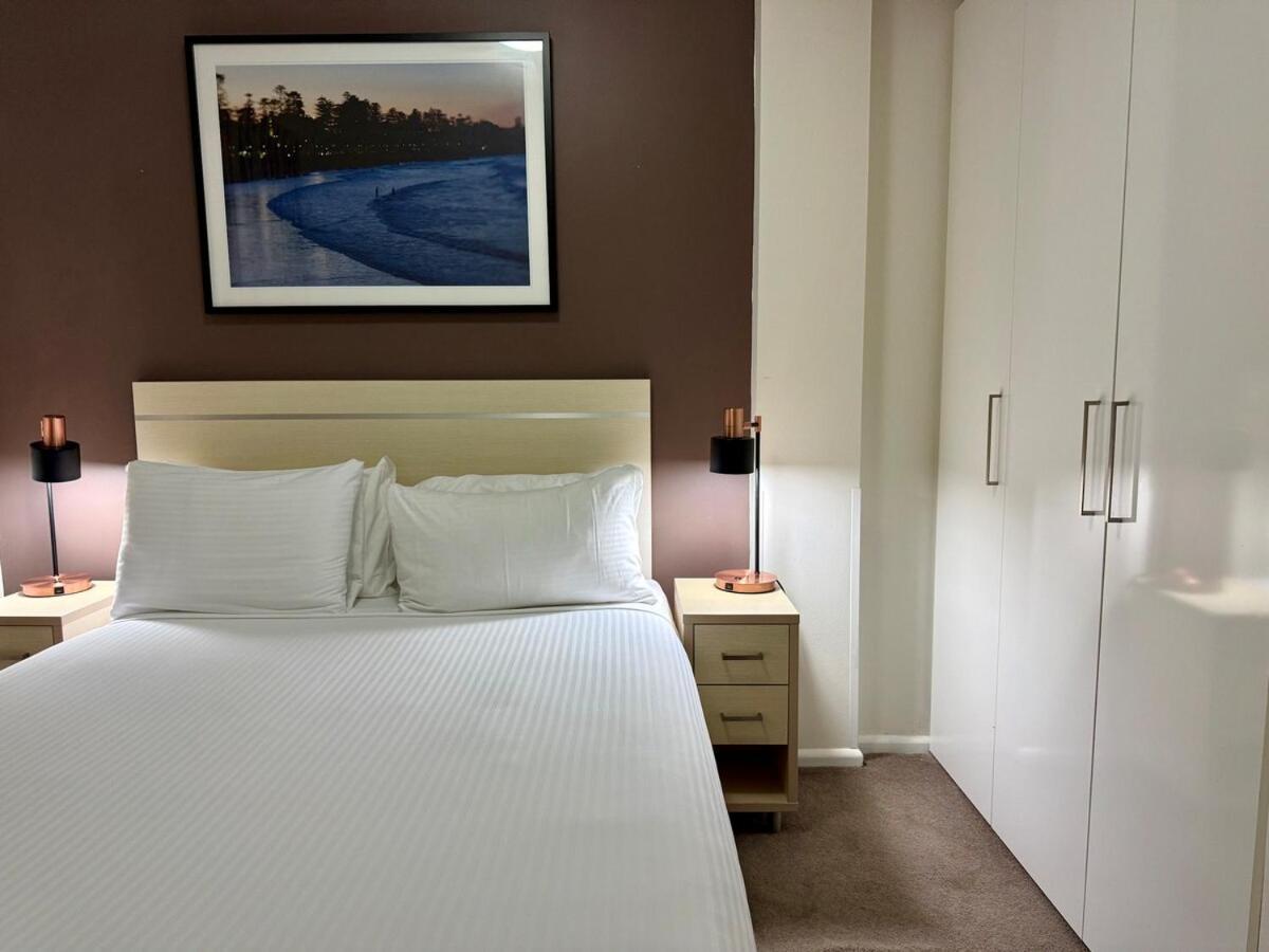 Apartment Darling Harbour Escape - 1 Bedroom - Pool-gym-aircon - Views Sydney