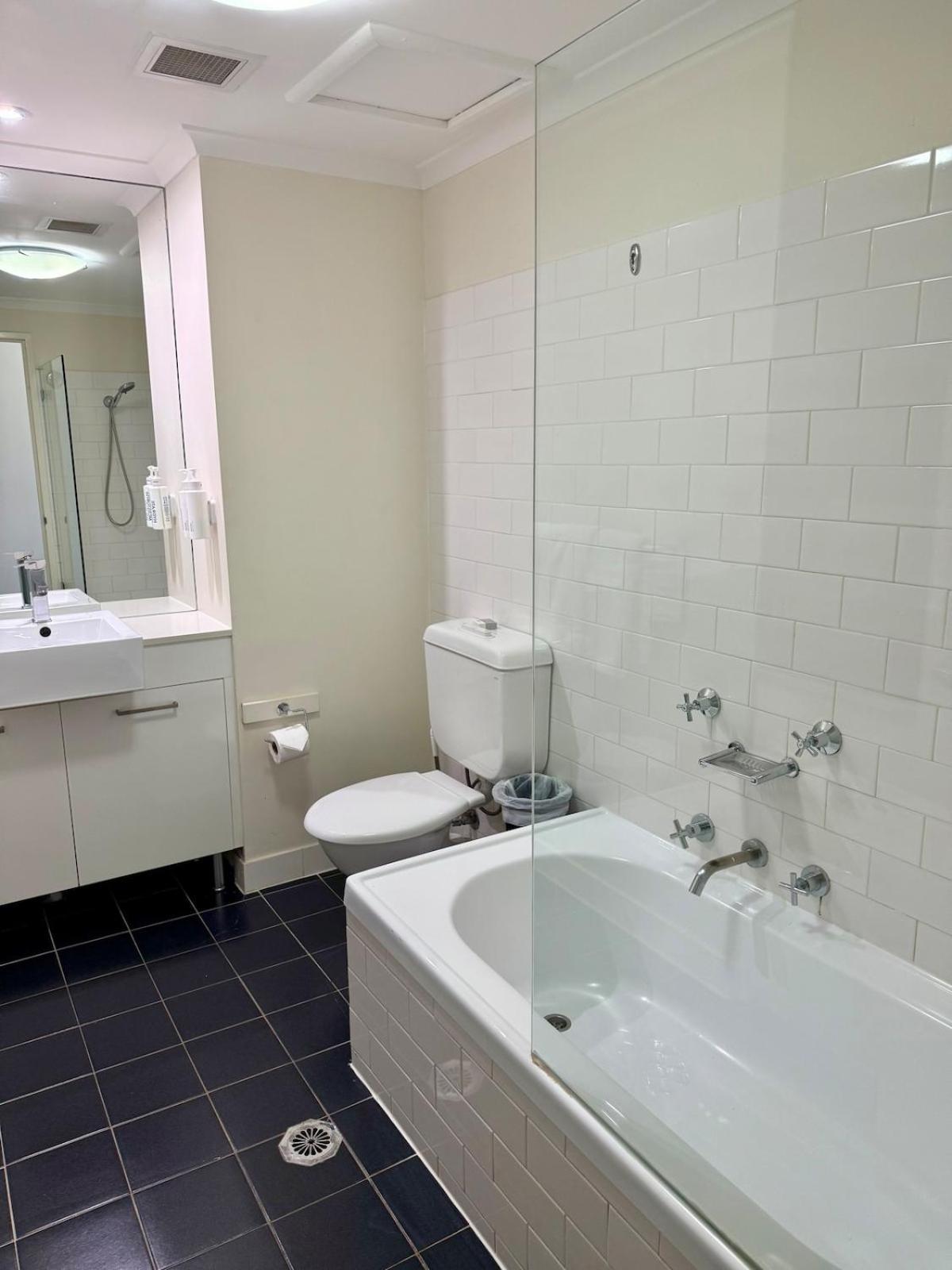 Apartment Darling Harbour Escape - 1 Bedroom - Pool-gym-aircon - Views